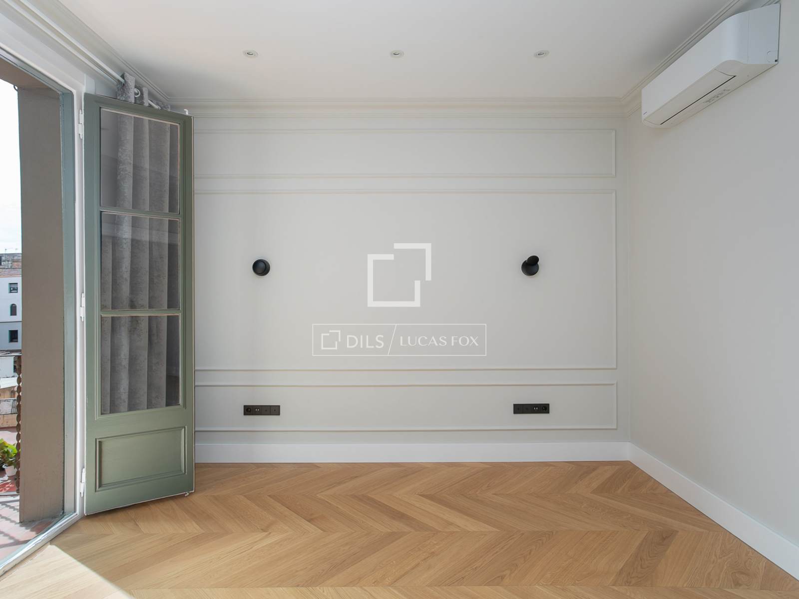 Wohnung in Barcelona, Spanien 5 Schlafzimmer, 128 m2 Nr. 192755