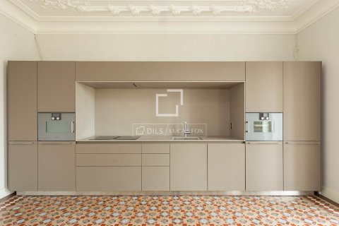 Huoneisto Barcelona, Espanja 2 makuuhuonetta, 127 m2 No. 192754