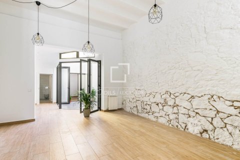 Huoneisto myytävänä Barcelona, Espanja, 2 makuuhuonetta, 97 m2 No. 192752 - kuva 13