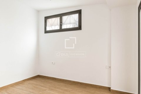 Huoneisto myytävänä Barcelona, Espanja, 2 makuuhuonetta, 97 m2 No. 192752 - kuva 8