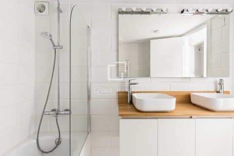 Huoneisto myytävänä Barcelona, Espanja, 2 makuuhuonetta, 97 m2 No. 192752 - kuva 20