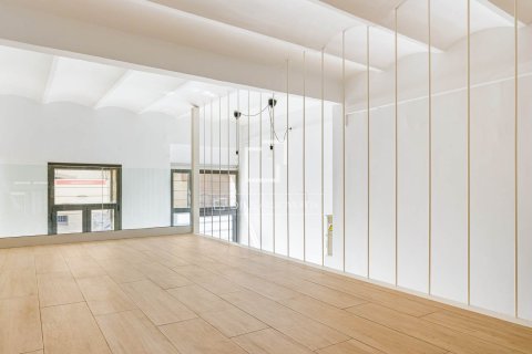 Huoneisto myytävänä Barcelona, Espanja, 2 makuuhuonetta, 97 m2 No. 192752 - kuva 14