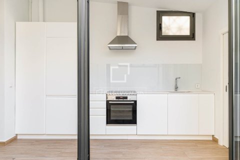 Huoneisto myytävänä Barcelona, Espanja, 2 makuuhuonetta, 97 m2 No. 192752 - kuva 5