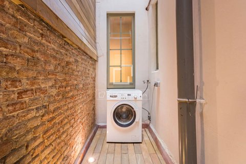 Huoneisto myytävänä Barcelona, Espanja, 2 makuuhuonetta, 78 m2 No. 192753 - kuva 5