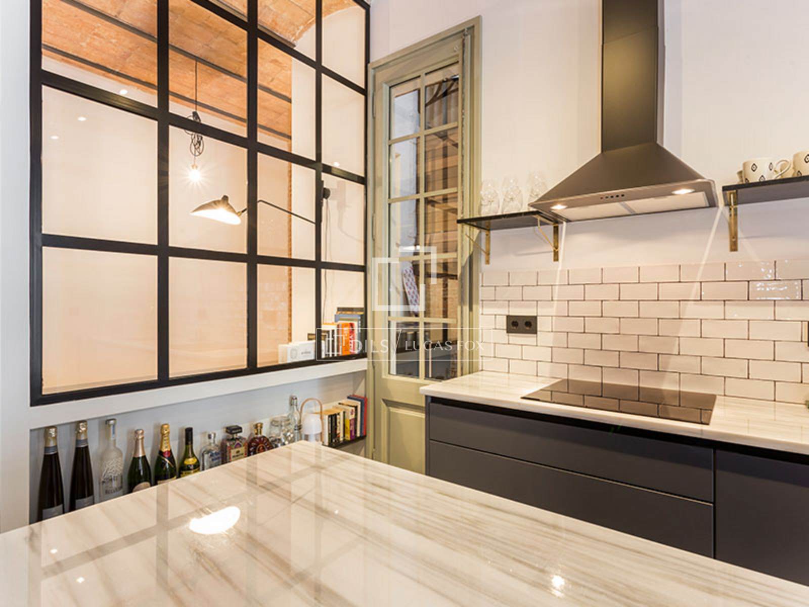 Huoneisto Barcelona, Espanja 2 makuuhuonetta, 78 m2 No. 192753