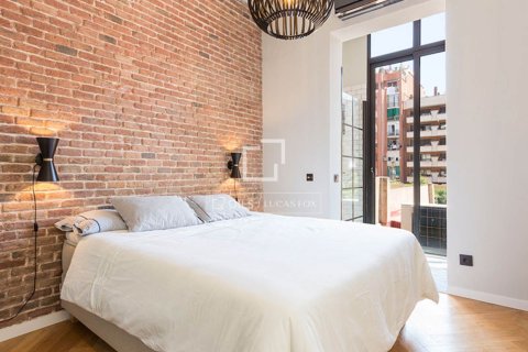 Huoneisto myytävänä Barcelona, Espanja, 2 makuuhuonetta, 78 m2 No. 192753 - kuva 14