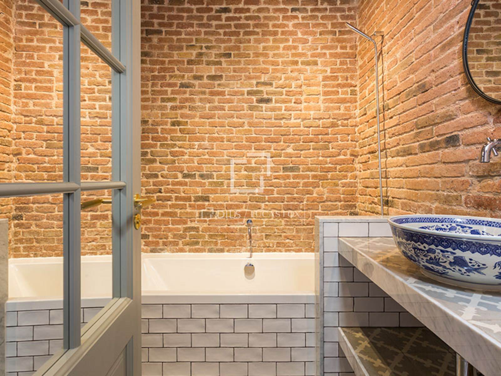 Huoneisto Barcelona, Espanja 2 makuuhuonetta, 78 m2 No. 192753