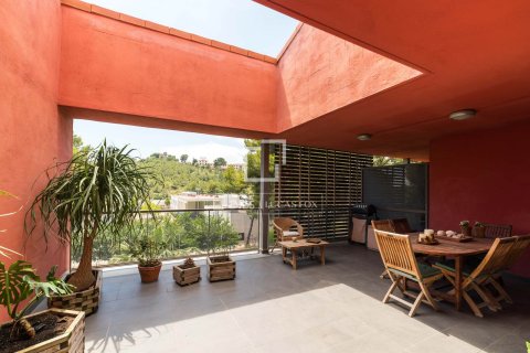 Kattohuoneisto Castelldefels, Barcelona, Espanja 4 makuuhuonetta, 209 m2 No. 192751