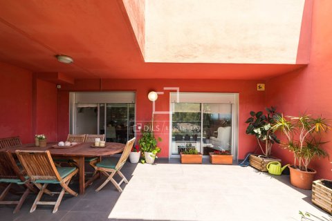 Kattohuoneisto myytävänä Castelldefels, Barcelona, Espanja, 4 makuuhuonetta, 209 m2 No. 192751 - kuva 2