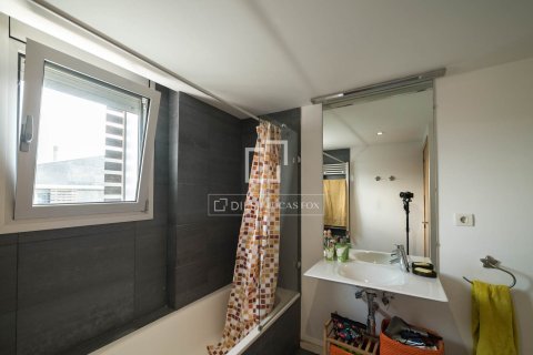 Kattohuoneisto myytävänä Castelldefels, Barcelona, Espanja, 4 makuuhuonetta, 209 m2 No. 192751 - kuva 21