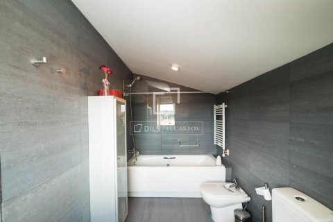 Kattohuoneisto myytävänä Castelldefels, Barcelona, Espanja, 4 makuuhuonetta, 209 m2 No. 192751 - kuva 16