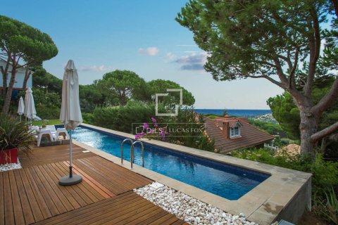 Villa till salu i Cabrils, Barcelona, Spanien 2 sovrum, 290 kvm. Nr. 192750 - foto 16