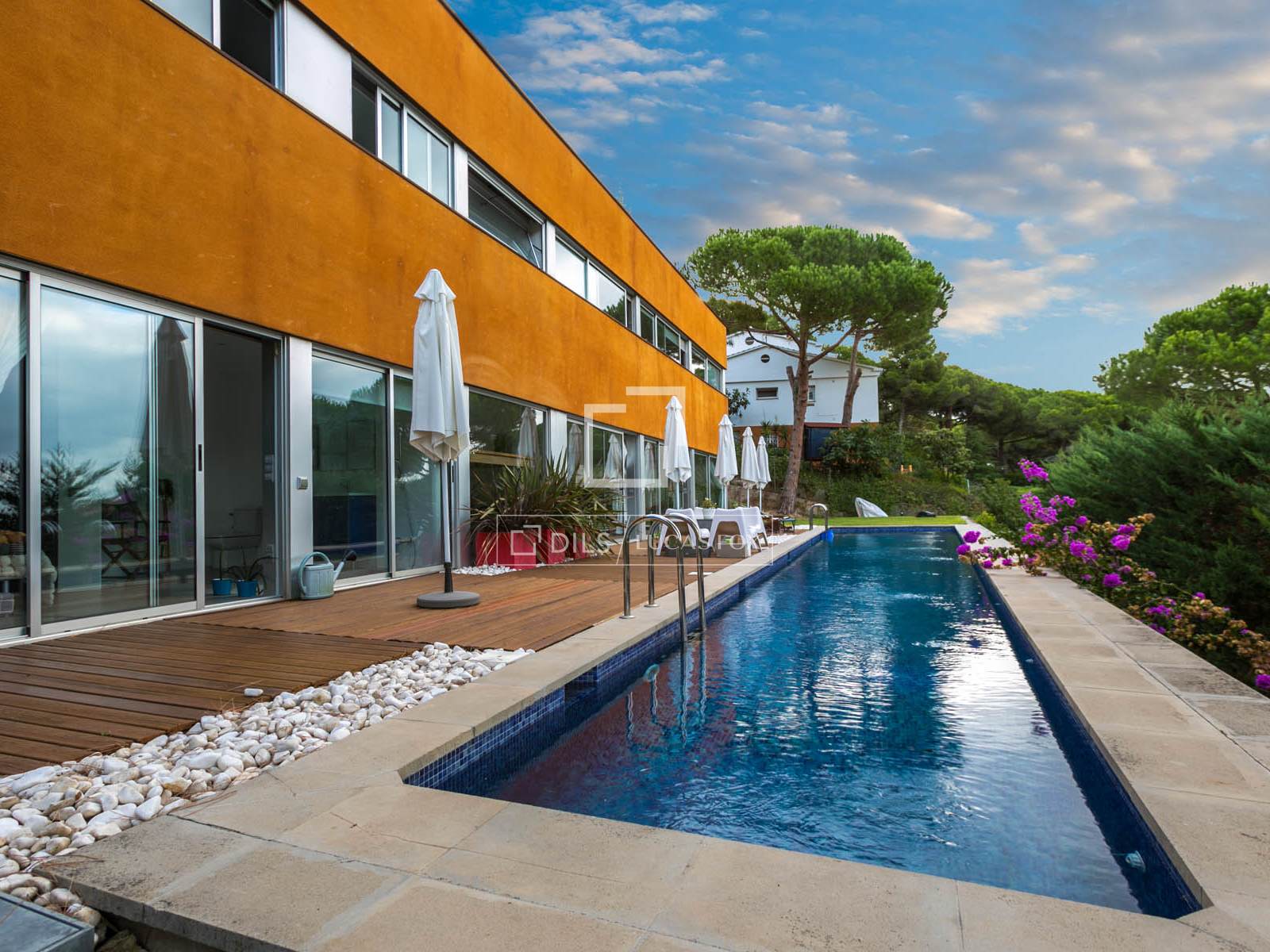 Villa en Cabrils, Barcelona, España 2 dormitorios, 290 m2 No. 192750
