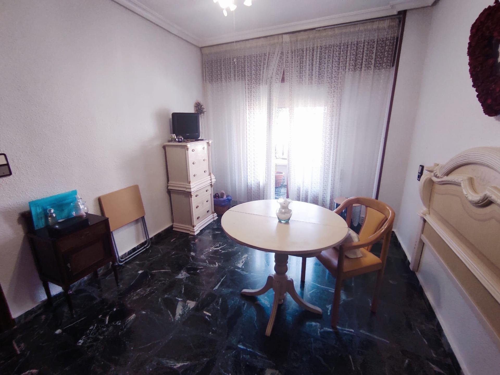 Dzīvoklis Dolores, Alicante, Spānijā 5 istabas, 165 m2 Nr. 183908