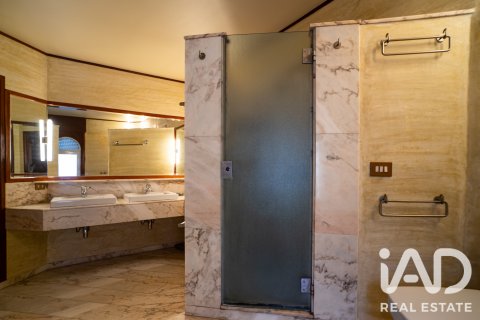 Продажа дома в Тортоса, Таррагона, Испания 5 спален, 631.97м2 №187735 - фото 23