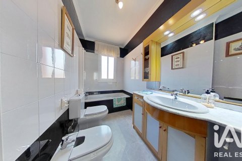 Продажа квартиры в Толедо, Испания 5 спален, 143м2 №187736 - фото 26