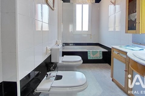 Продажа квартиры в Толедо, Испания 5 спален, 143м2 №187736 - фото 23
