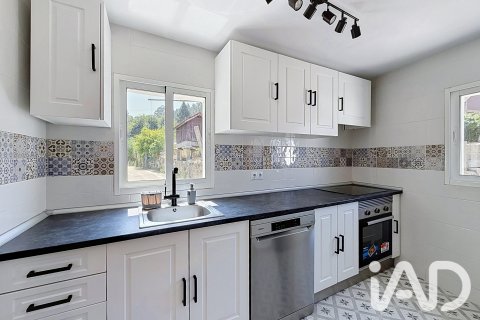 Продажа дома в Вилагарсия-де-Аруса, Понтеведра, Испания 5 спален, 167м2 №187739 - фото 7