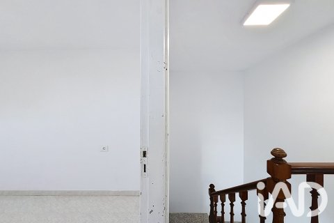 Продажа дома в Вилагарсия-де-Аруса, Понтеведра, Испания 5 спален, 167м2 №187739 - фото 22