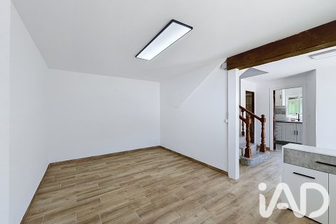 Продажа дома в Вилагарсия-де-Аруса, Понтеведра, Испания 5 спален, 167м2 №187739 - фото 12