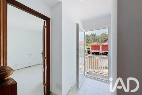 Продажа дома в Вилагарсия-де-Аруса, Понтеведра, Испания 5 спален, 167м2 №187739 - фото 18