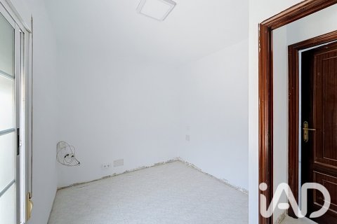 Продажа дома в Вилагарсия-де-Аруса, Понтеведра, Испания 5 спален, 167м2 №187739 - фото 15