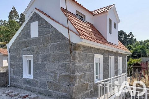 Продажа дома в Вилагарсия-де-Аруса, Понтеведра, Испания 5 спален, 167м2 №187739 - фото 29