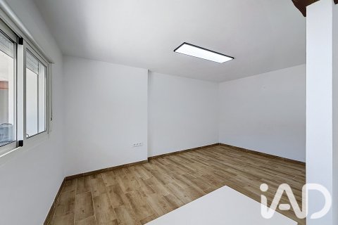 Продажа дома в Вилагарсия-де-Аруса, Понтеведра, Испания 5 спален, 167м2 №187739 - фото 11