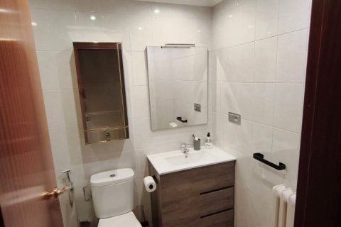 Продажа квартиры в Логроньо, Ла-Риоха, Испания 3 спальни, 116м2 №187738 - фото 4