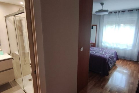 Продажа квартиры в Логроньо, Ла-Риоха, Испания 3 спальни, 116м2 №187738 - фото 14