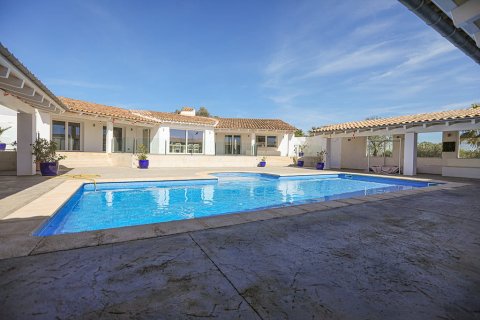 Villa till salu i Llucmajor, Mallorca, Spanien 5 sovrum, 475 kvm. Nr. 147861 - foto 7
