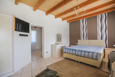 Villa till salu i Llucmajor, Mallorca, Spanien 5 sovrum, 475 kvm. Nr. 147861 - foto 18