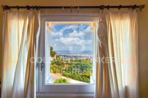 Villa for sale in Barcelona, Spain 8 bedrooms, 377 sq.m. No. 158251 - photo 20