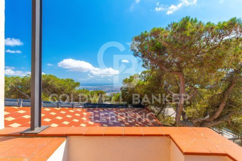 Villa for sale in Barcelona, Spain 8 bedrooms, 377 sq.m. No. 158251 - photo 26