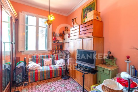 Villa for sale in Barcelona, Spain 8 bedrooms, 377 sq.m. No. 158251 - photo 7