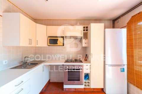 Villa for sale in Barcelona, Spain 8 bedrooms, 377 sq.m. No. 158251 - photo 24