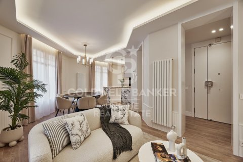 Huoneisto Madrid, Espanja 2 makuuhuonetta, 129 m2 No. 158252