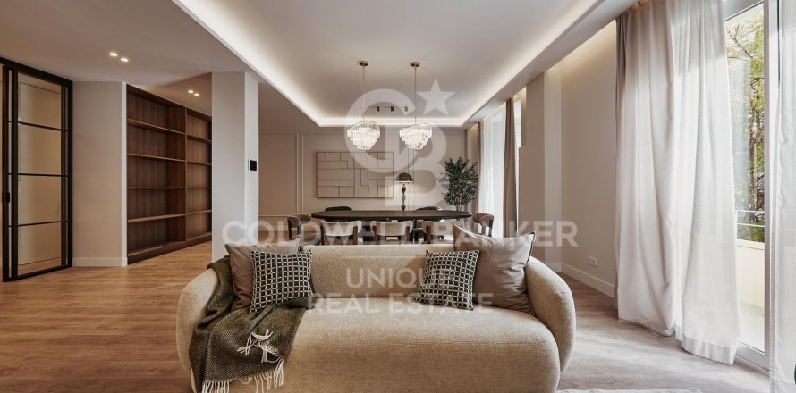 Huoneisto Madrid, Espanja 5 makuuhuonetta, 235 m2 No. 158254