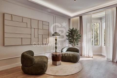 Huoneisto myytävänä Madrid, Espanja, 5 makuuhuonetta, 235 m2 No. 158254 - kuva 6