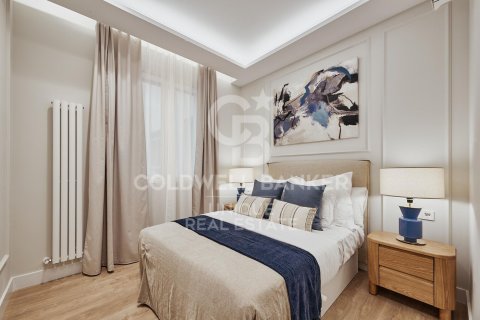Huoneisto myytävänä Madrid, Espanja, 5 makuuhuonetta, 235 m2 No. 158254 - kuva 17