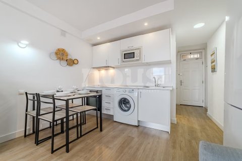 Apartment for sale in Arona, Tenerife, Spain 1 bedroom, 40 sq.m. No. 144373 - photo 8