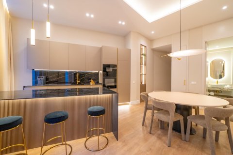 Apartment for sale in Madrid, Spain 3 bedrooms, 146 sq.m. No. 144368 - photo 10