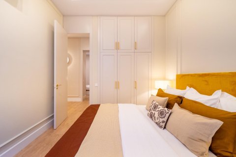Apartment for sale in Madrid, Spain 3 bedrooms, 146 sq.m. No. 144368 - photo 24