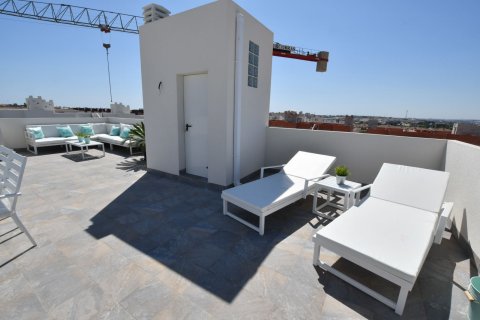 Bungalowi myytävänä San Miguel de Salinas, Alicante, Espanja, 2 makuuhuonetta,  No. 191070 - kuva 25