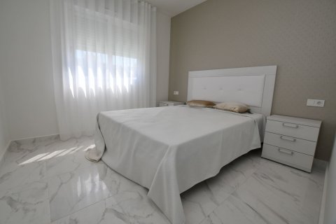 Bungalowi myytävänä San Miguel de Salinas, Alicante, Espanja, 2 makuuhuonetta,  No. 191070 - kuva 9
