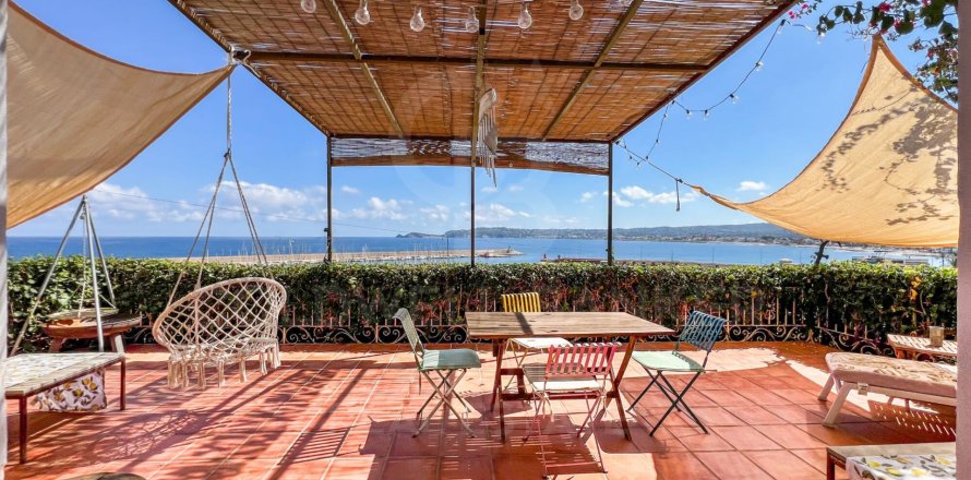 Villa en Jávea, Alicante, España 4 dormitorios, 232 m2 No. 156942