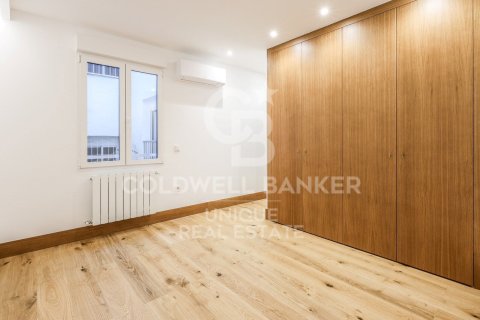 Huoneisto myytävänä Madrid, Espanja, 3 makuuhuonetta, 177 m2 No. 156943 - kuva 23