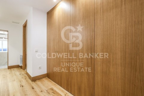 Huoneisto myytävänä Madrid, Espanja, 3 makuuhuonetta, 177 m2 No. 156943 - kuva 13