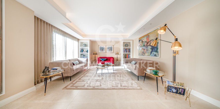 Lägenhet i Barcelona, Spanien 4 sovrum, 343 kvm. Nr. 156944