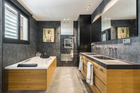 Apartment à vendre à Barcelona, Espagne, 7 chambres, 563 m2 No. 195621 - photo 29